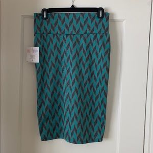 Green and gray chevron lula roe skirt